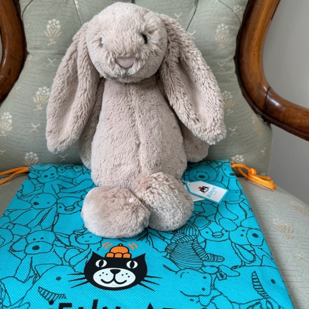 Jellycat Bashful Beige Bunny Medium Retired
